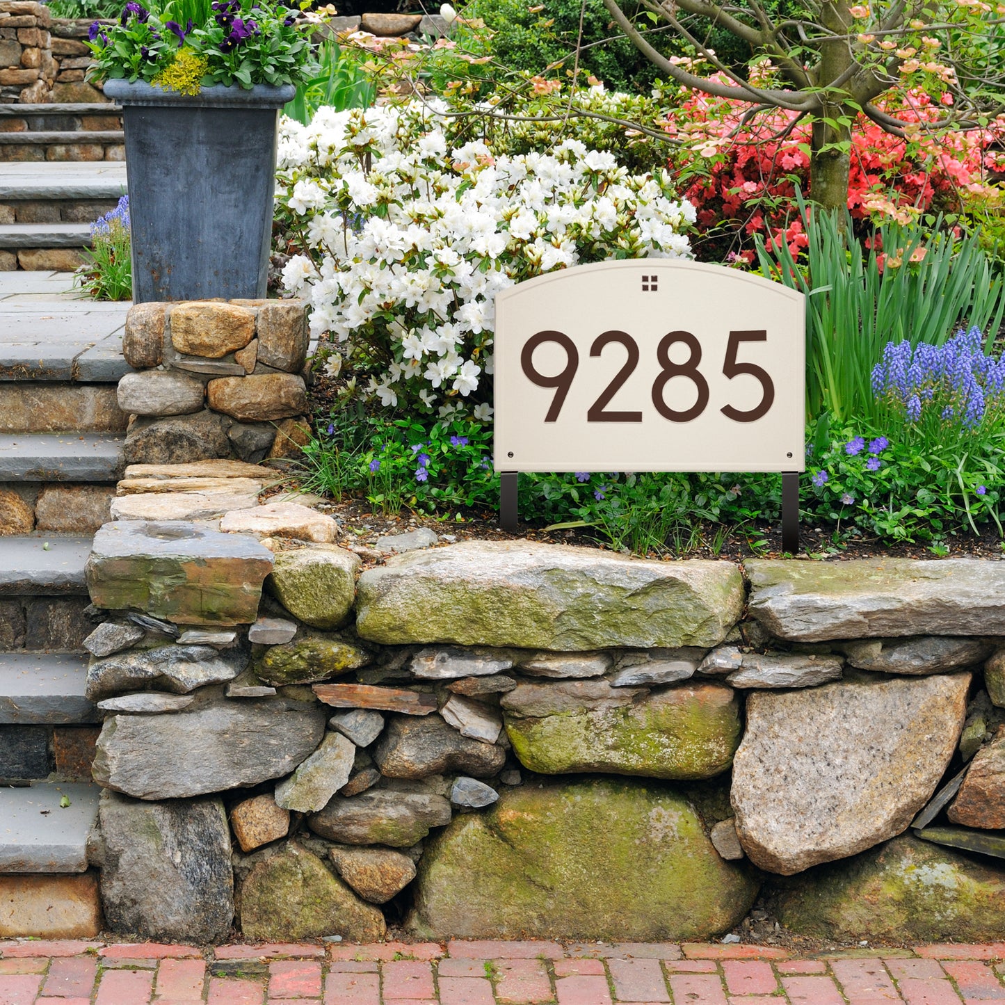 Cape Charles Modern Font Estate Lawn Address Plaque - One Line