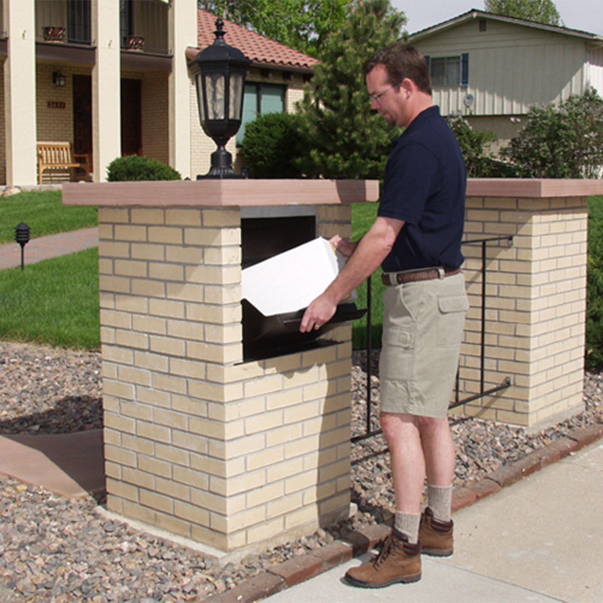 Full Service Vault Locking Mailbox