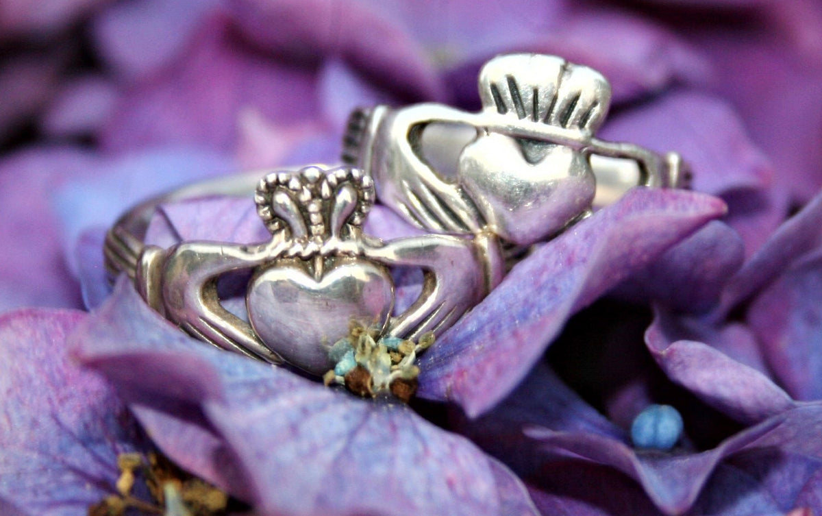 What is the Claddagh Ring? – Rational Plaques