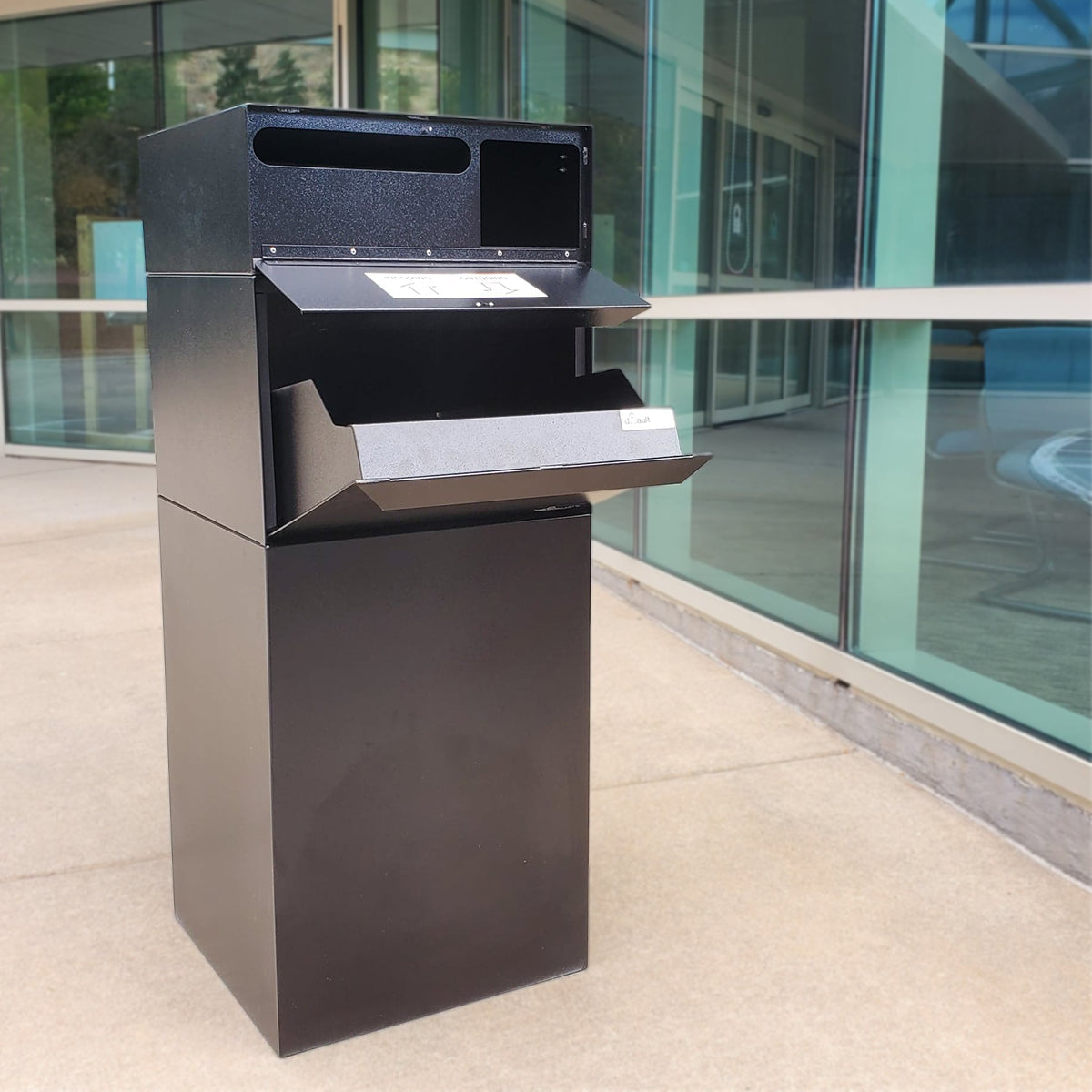 Full Service Vault Locking Mailbox